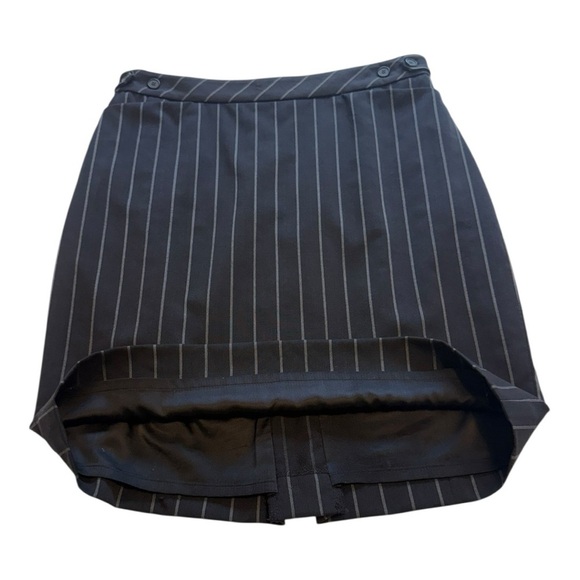 Club Monaco Black / Grey Wool Pinstripe Pencil Skirt - Size 4 - Picture 5 of 13